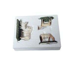 Lang‎ & Wise Collectible COLONIAL WILLIAMSBURG SET OF 3 HORSES No Box Preowned